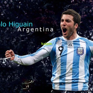 开云-拜仁全队墓前追思贝肯鲍尔 献花寄情延续传奇精神