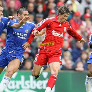 开云登录入口：祖巴茨进化论，从禁区守护者到全能支柱，攻防一体重塑内线价值