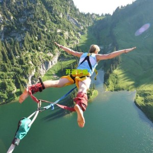 【开云网页版】冰雪突袭打乱备战计划，德国地区联赛球队公园上演另类集训