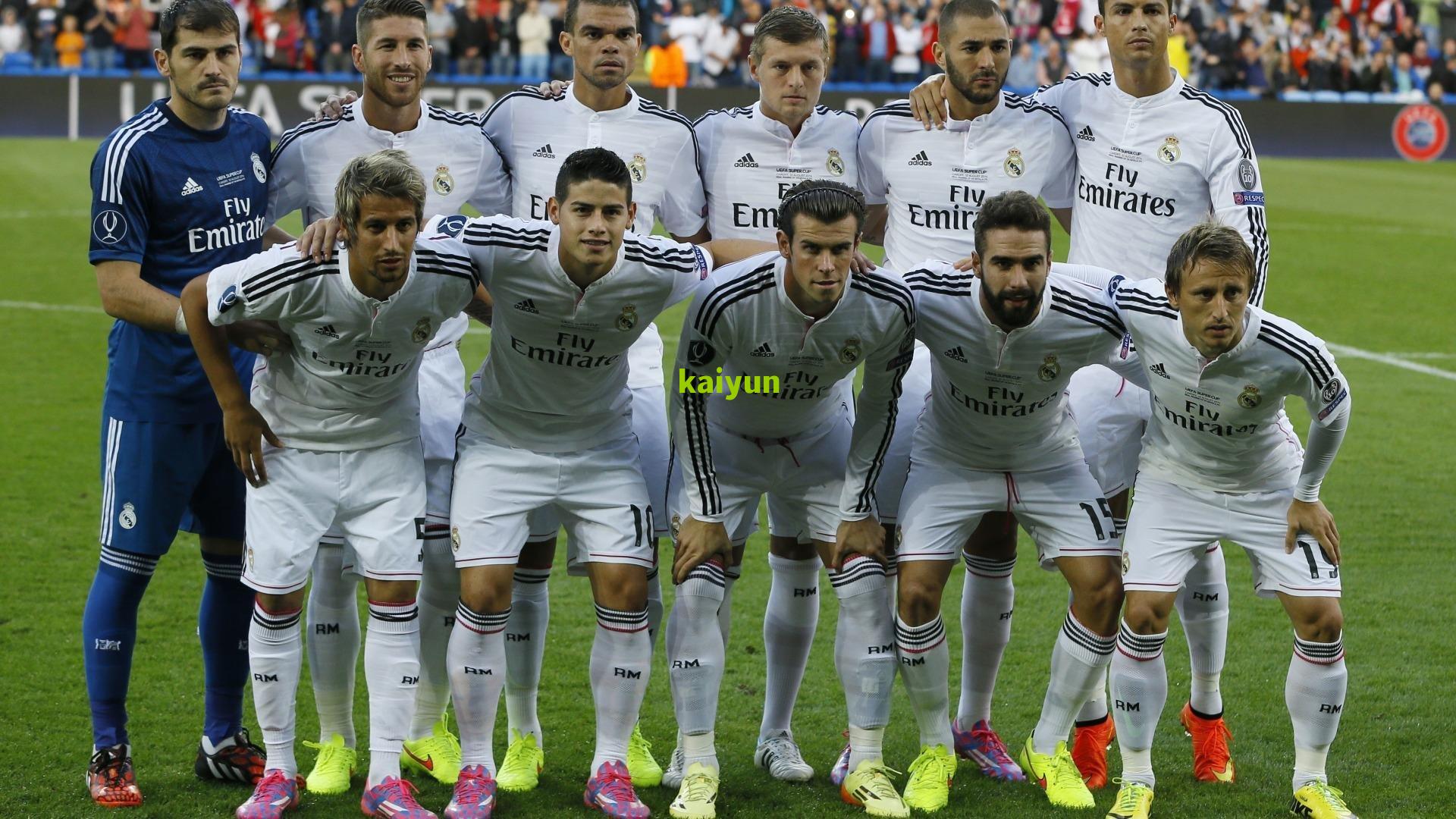 赛场外的温情，卡佩拉与杜兰特母亲携手点亮休斯顿社区